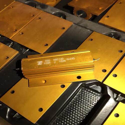 原装TE泰科铝壳电阻CGS HSC100 100R J 16议价