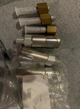 （设备配件）快差接头LAK06.1152，标价为单套价格