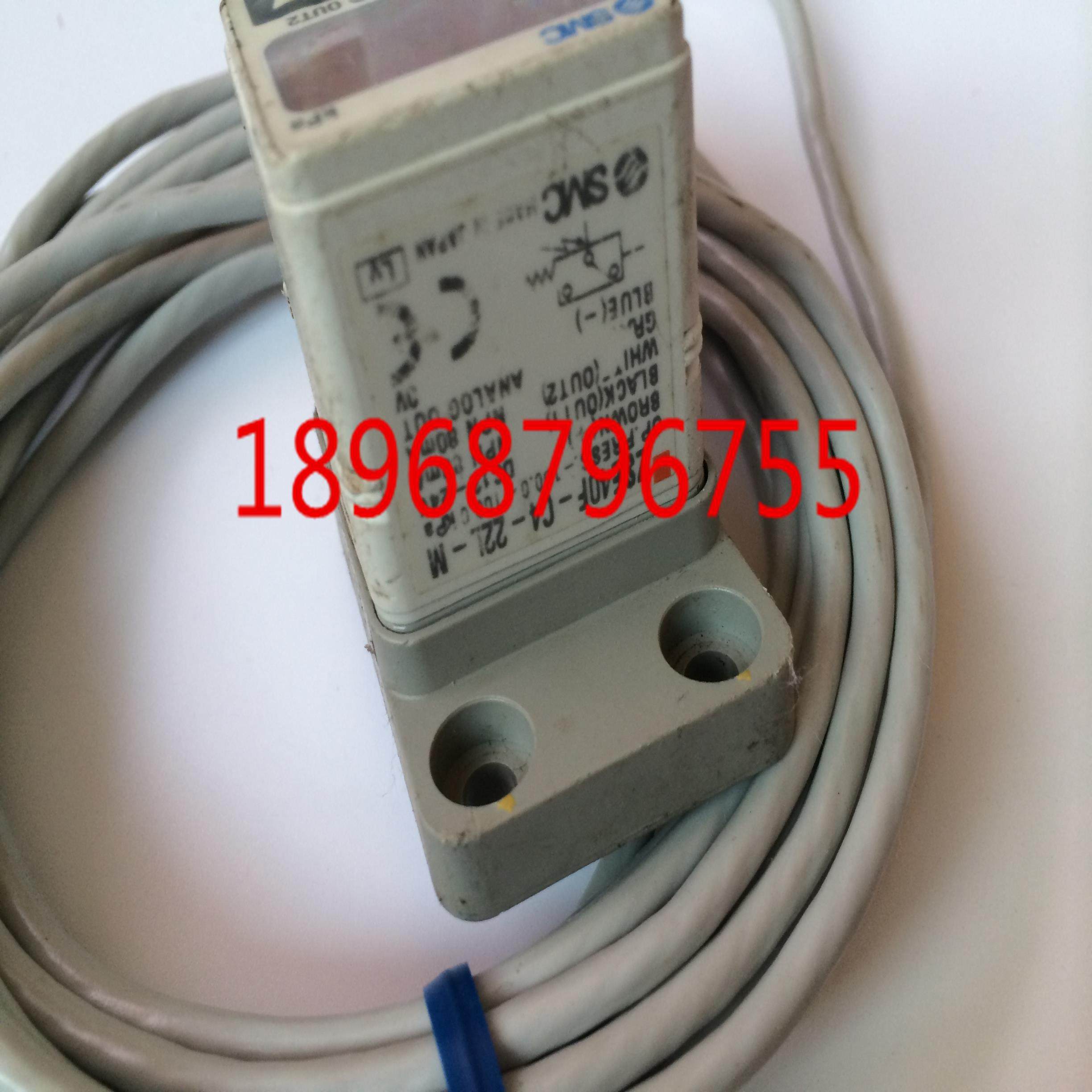 压力开关 数显压力 ZSE40F-C4-22L-M议价