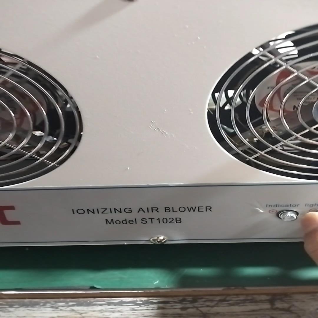[德峰]史帝克ST102B台式双头离子风机 离子风扇 除静，实图拍摄