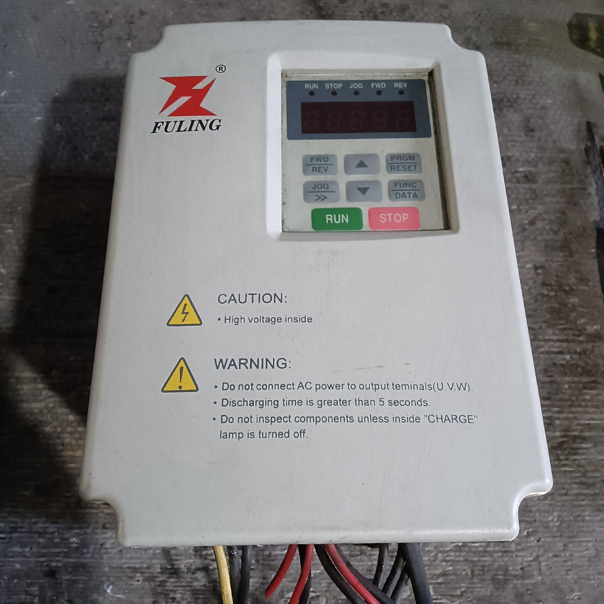（设备配件）富凌变频器 2.2KW  380V  拆机一台 功能包好