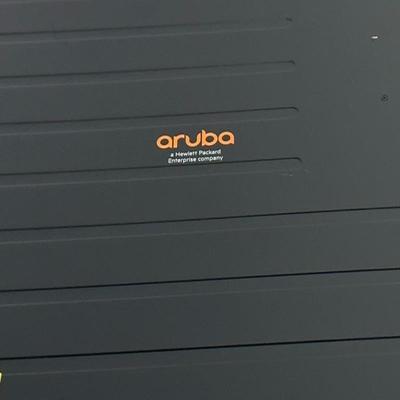 aruba JL579A  32口40G 双电源 数据交换机