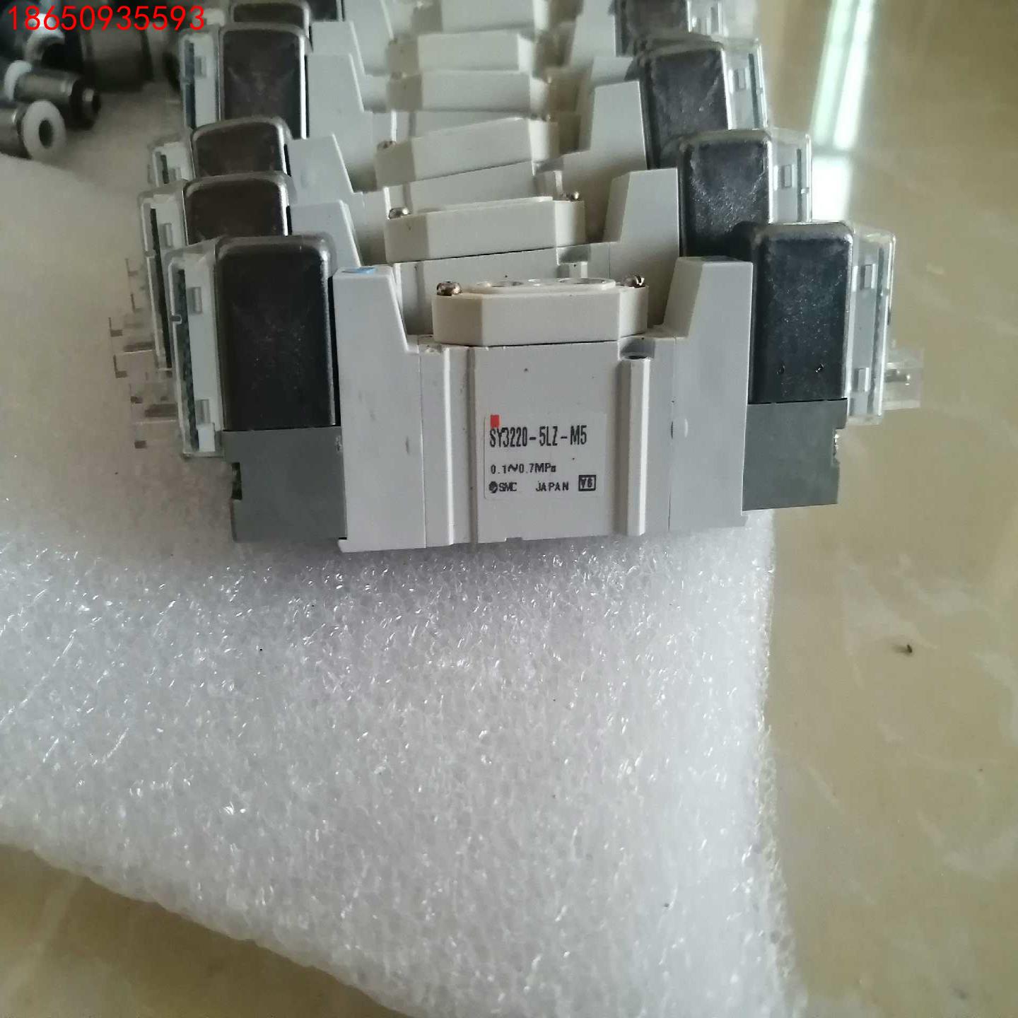 SMC电磁阀SY3220-5LZD-M5 C4 C6 DC2