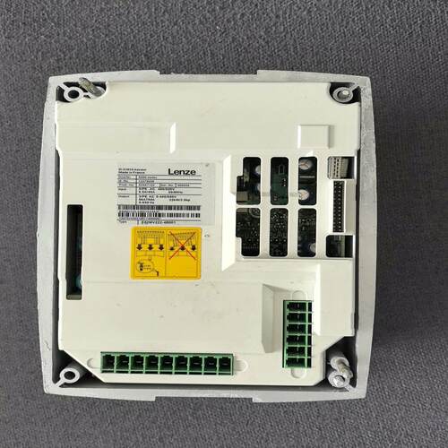 E82MV222-4B001