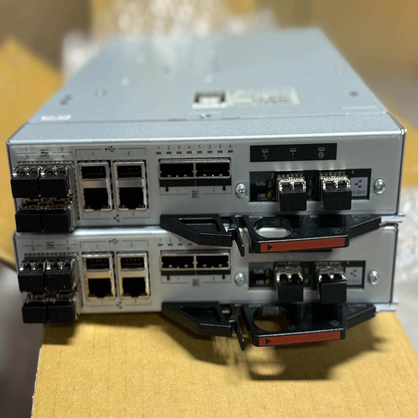 （设备配件）00 新9.5IBM成色V7000L4576控制器