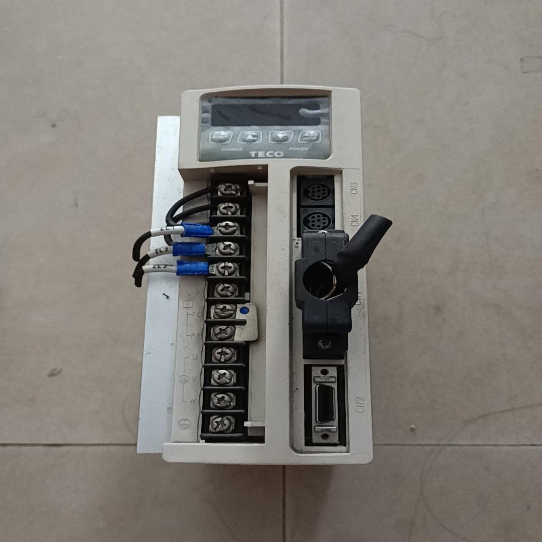 东伺服驱动器 JSDA-30A