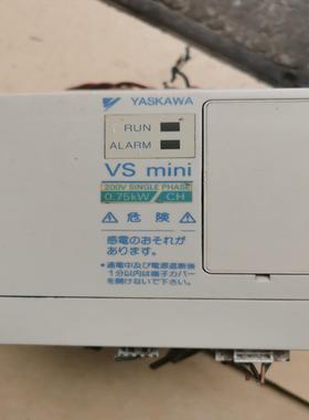 安川0.75KW变频  器   CIMR-XCHAB0P7K