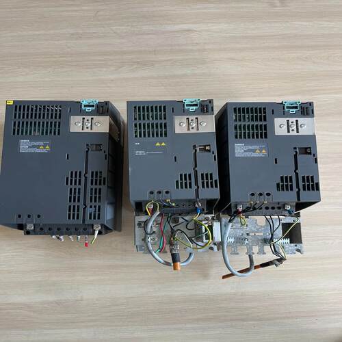 [德峰]西门子变频器6SL3210-1SE16-0UA0成色好PM3