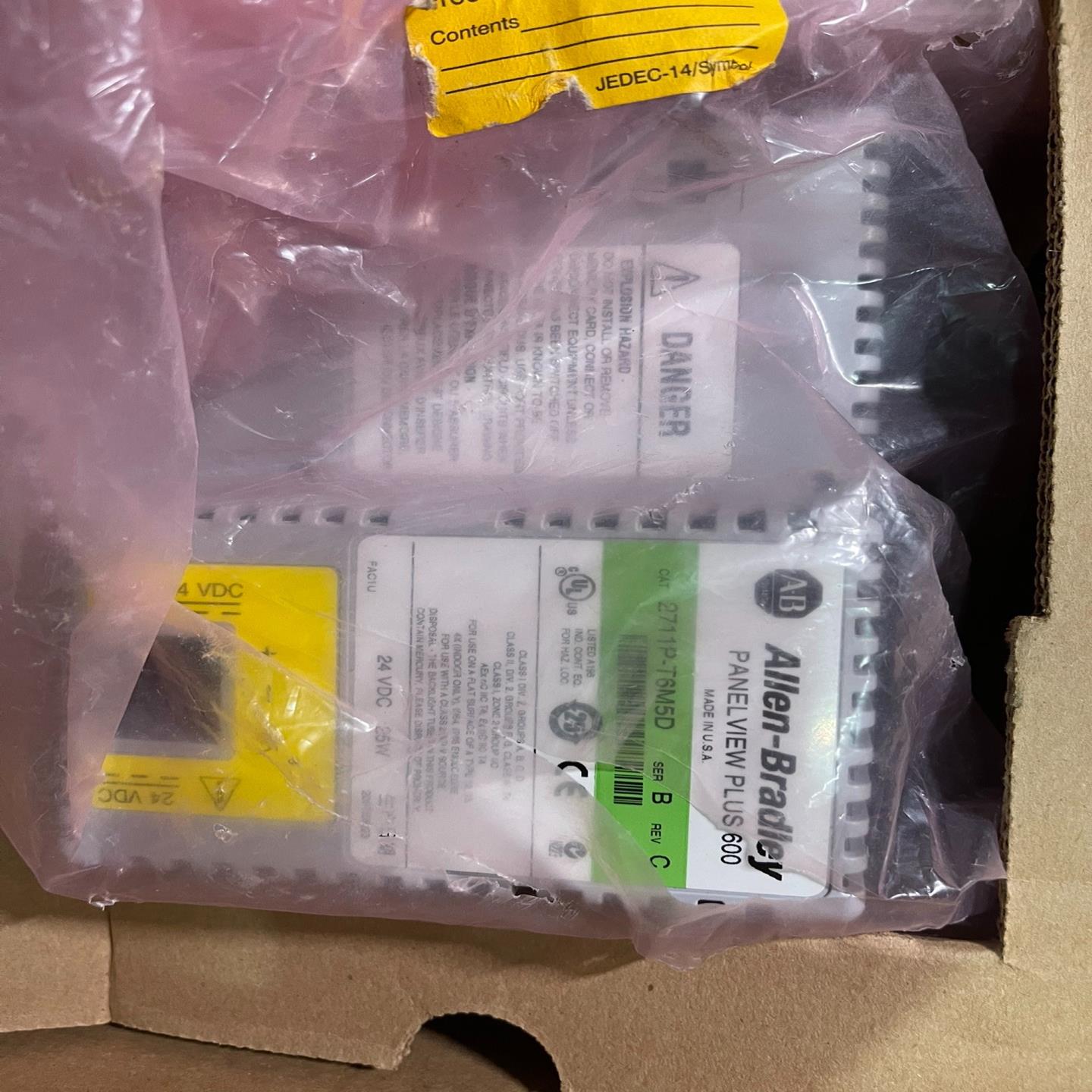 {雅致机械商行}罗克韦尔2711P-T6M5D新品