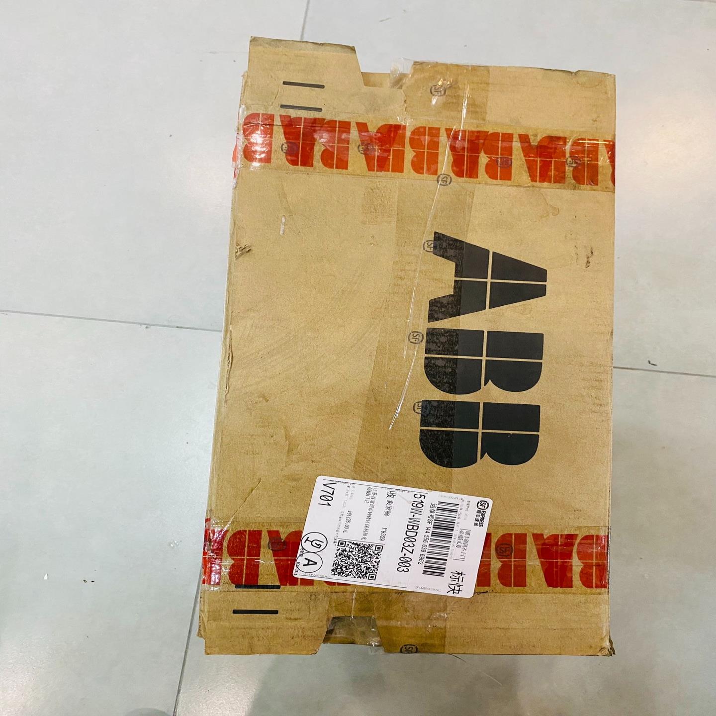 变频器ACS510-01-012A-4全新，成色新如图