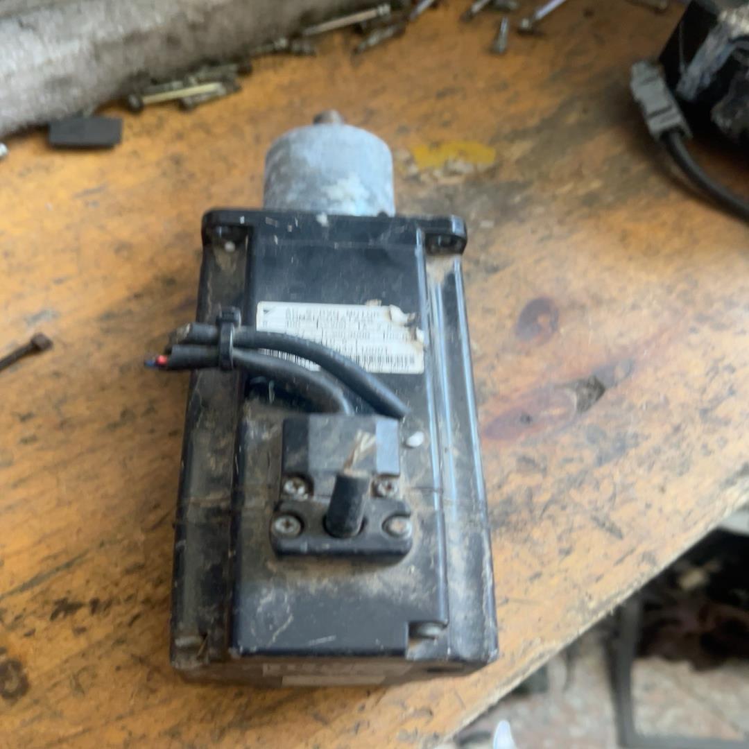 （设备配件）安川电机SGMAH-04A1A2S拆机包好实图拍