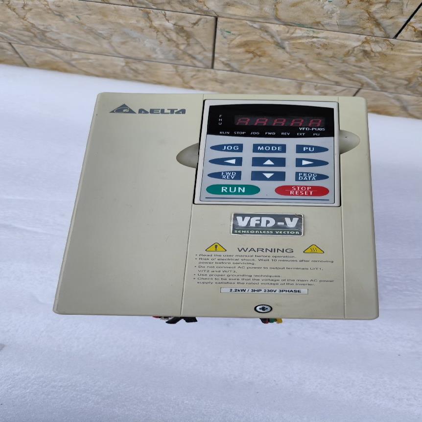（设备配件）台达2.2KW VFD022V23A 功能包好，实物图，议价