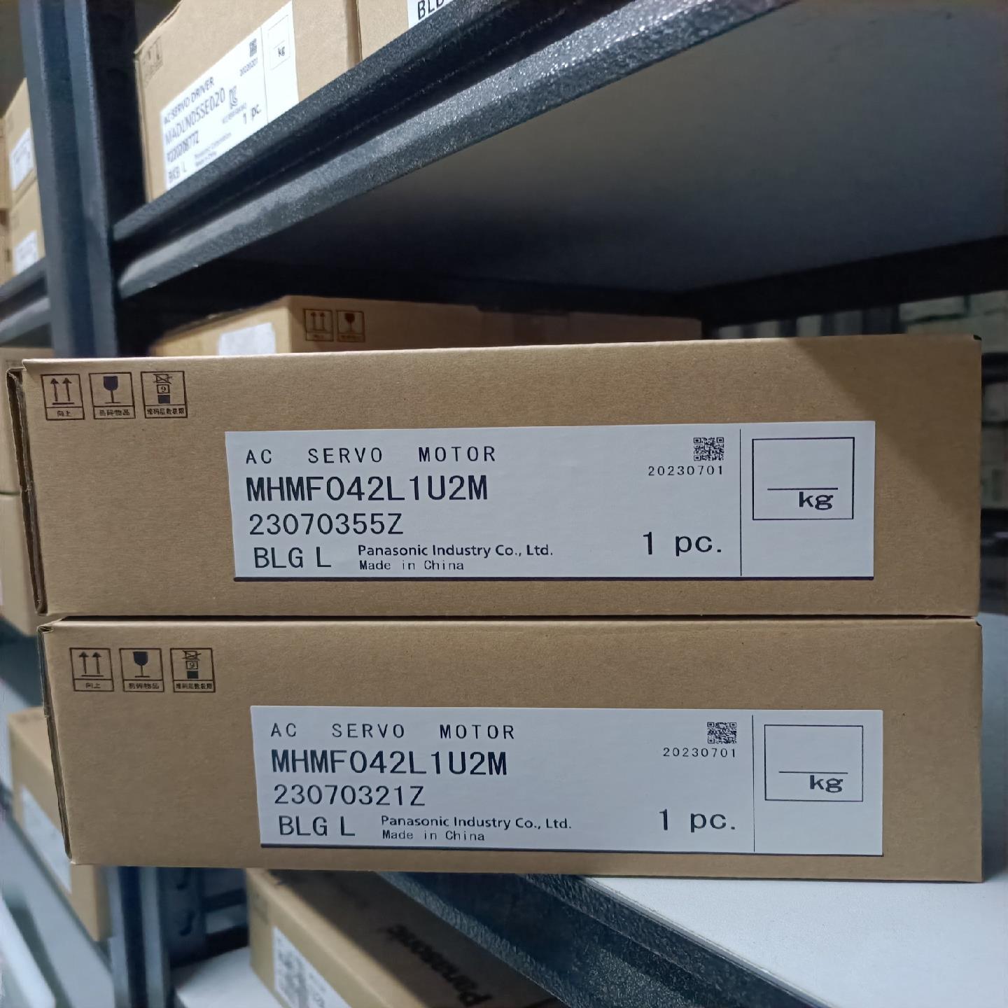 400w电机MHMF042L1U2M全新原装正品