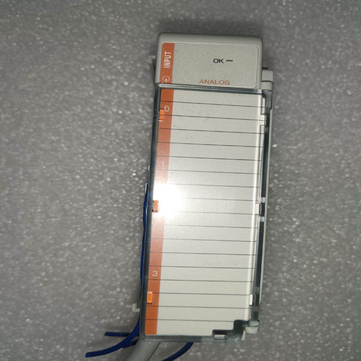 （设备配件）ab拆机模块一个，型号1769if4成色基本上