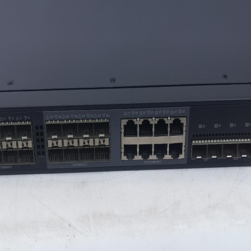 H3C  S5500V2-28F-SI 三层光纤口交换机，成