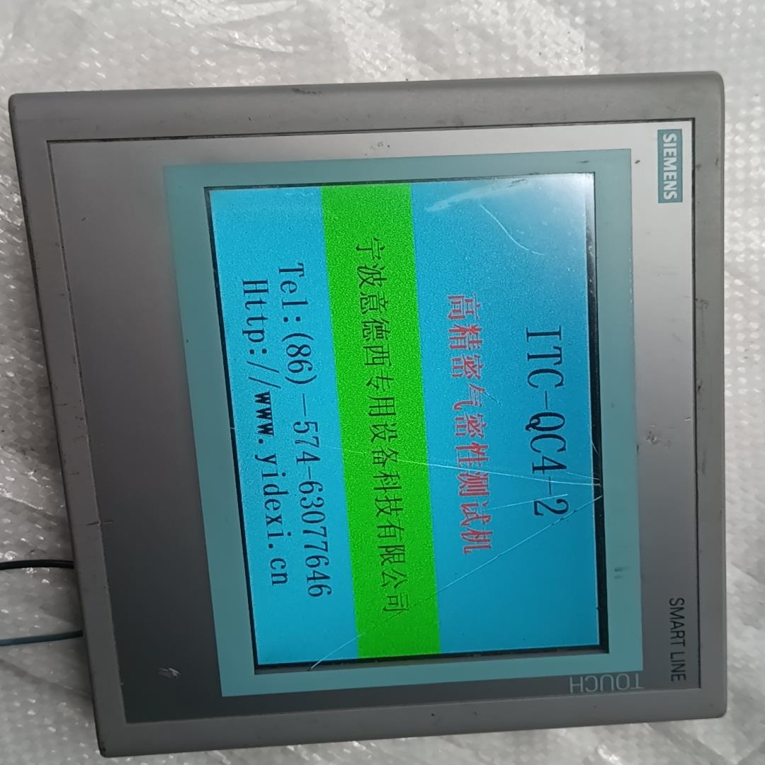 （设备配件）西门子触摸屏。型号：6av6 648-0Bc11-3axo，