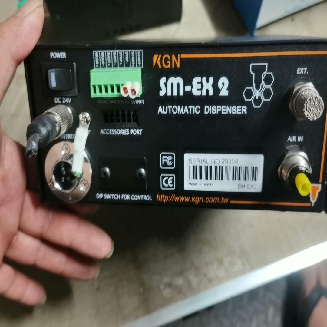 （设备配件）新成色- 5EX2台点胶机包好，KGNSM功能台湾特别