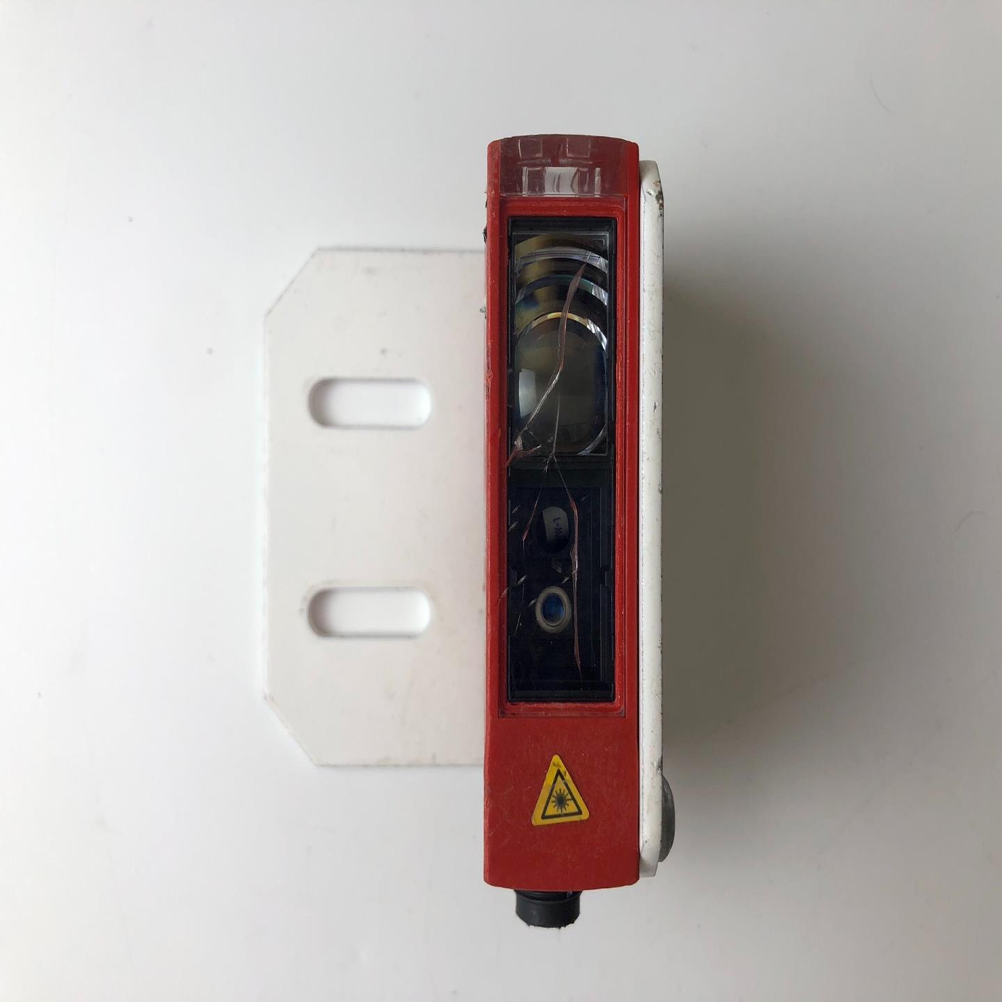 劳易测leuze 传感器D-73277，HT46CL2/4P