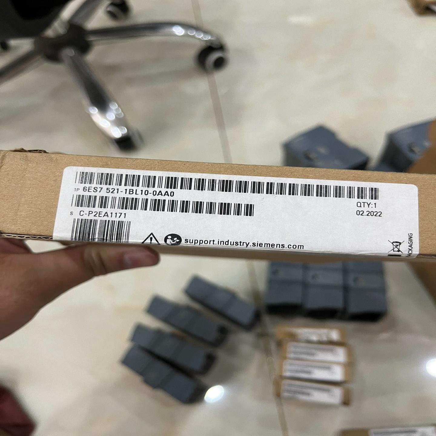 西门子521-1BL10 S7-1500plc模块