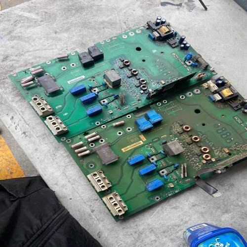 变频器ACS800系列拆机驱动板RINT-5411C议价
