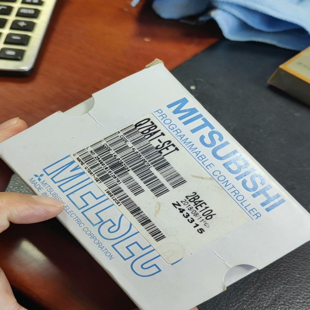 全新原装  Q7BAT-SET    需要