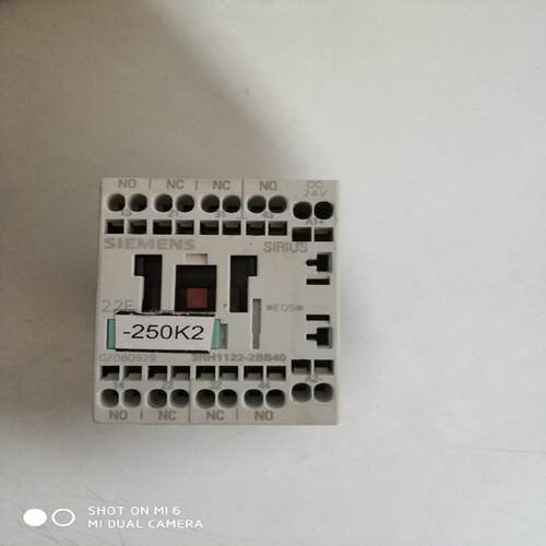 原装直流接触器3RH1122-2BB40,两路常开两路常闭，