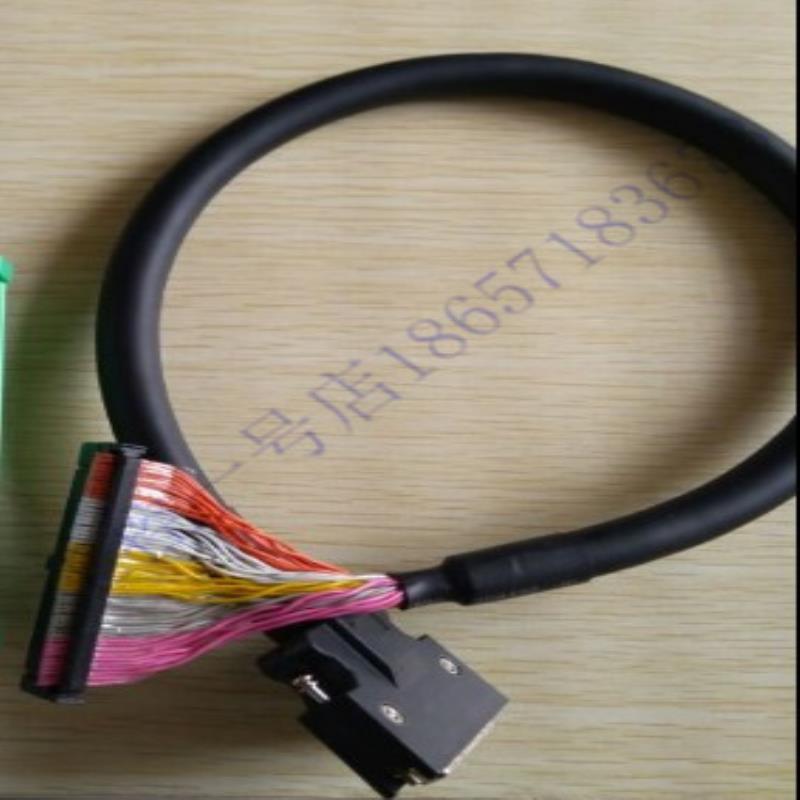 J3/J4/JE伺服端子排电缆MR-J2M-CN1TBL05M 0.5米50芯插头