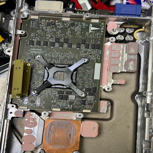 （设备配件）高配主机 独立显卡AMDmodel3modely