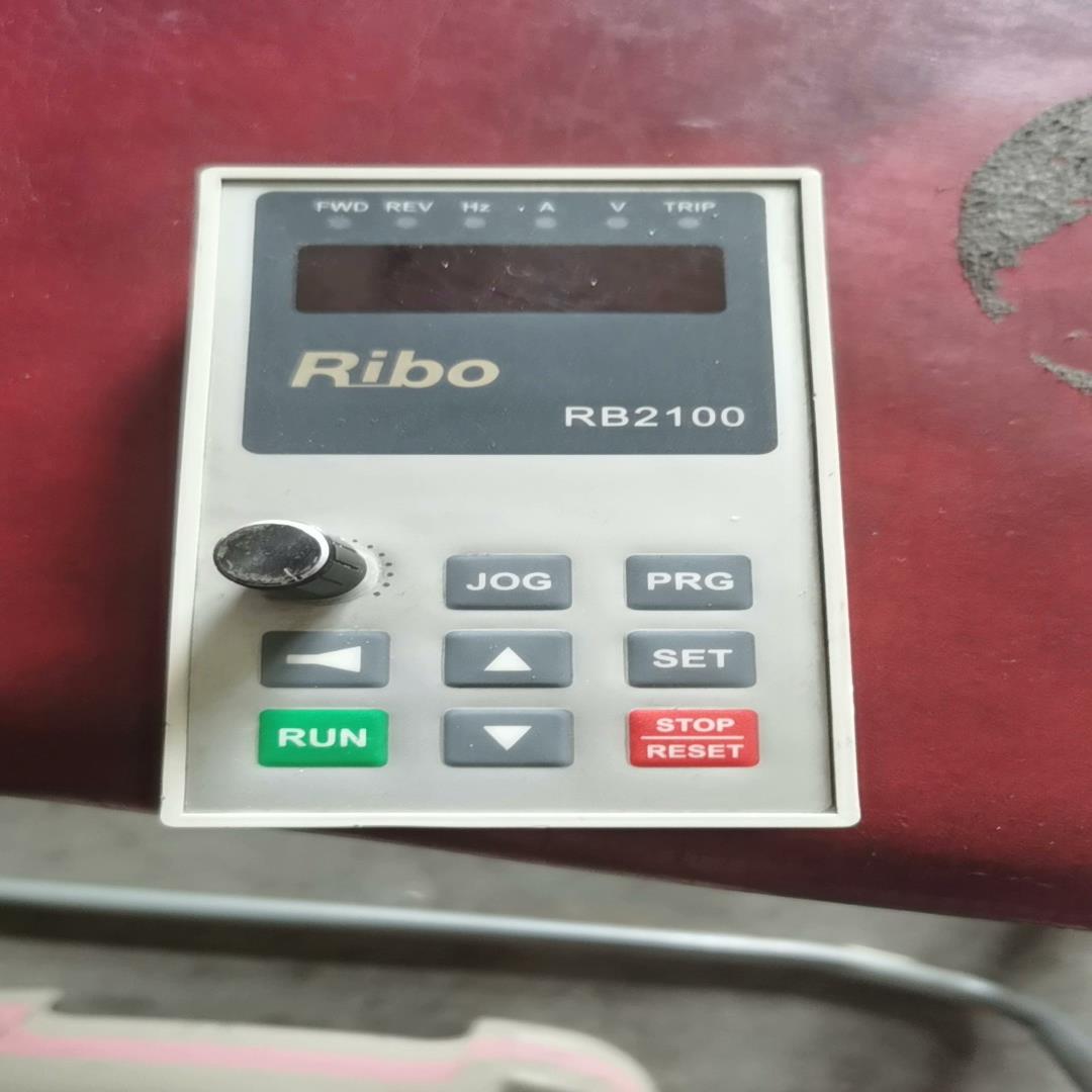 [德峰]RibO变频器面板RB2100包好