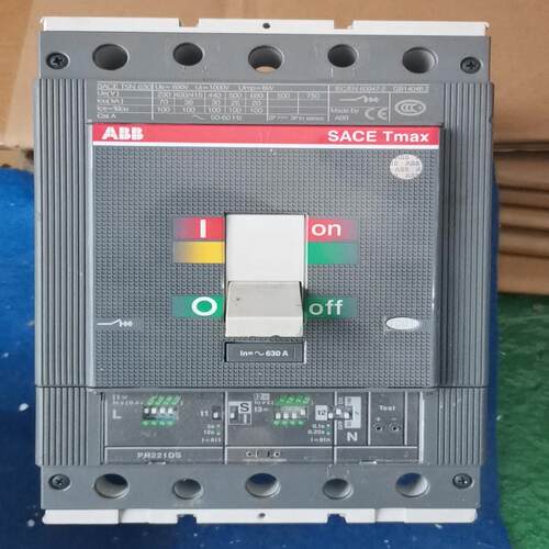断路器 T5N630 PR221DS三相630A SA