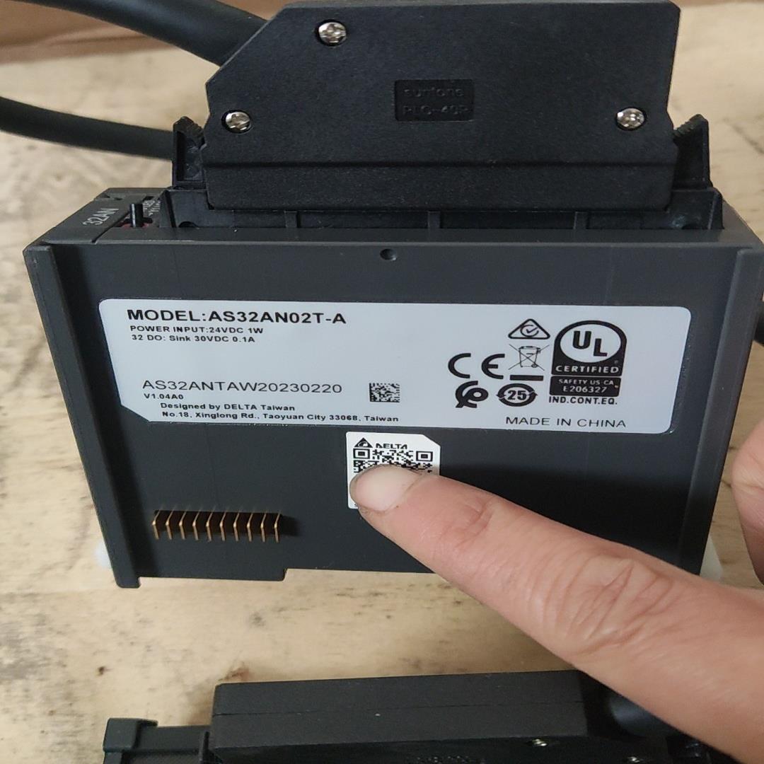 台达AS32AN02T-A，晶体管输出扩展模块,带转接板，实