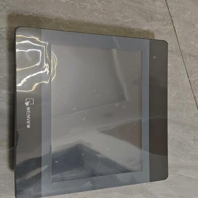 {雅致机械商行}威纶mt8102iq成色漂亮功能包好顺丰包