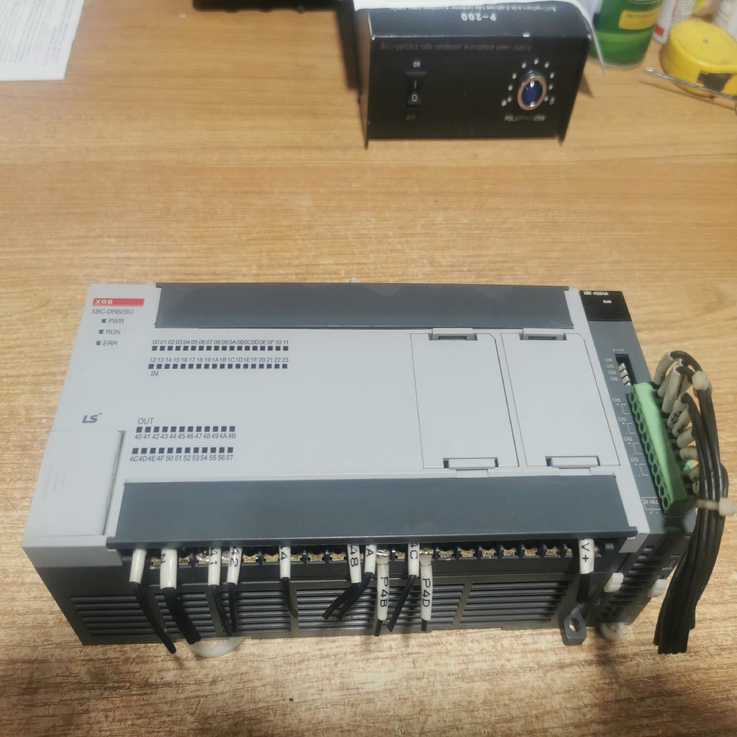 （设备配件）韩国LS产电PLC，外带一个拓展，XBC-DR60SU＋拓展