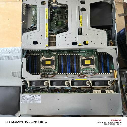 超微 2048U-RTR4 服务器 四路E5-46V3 V4