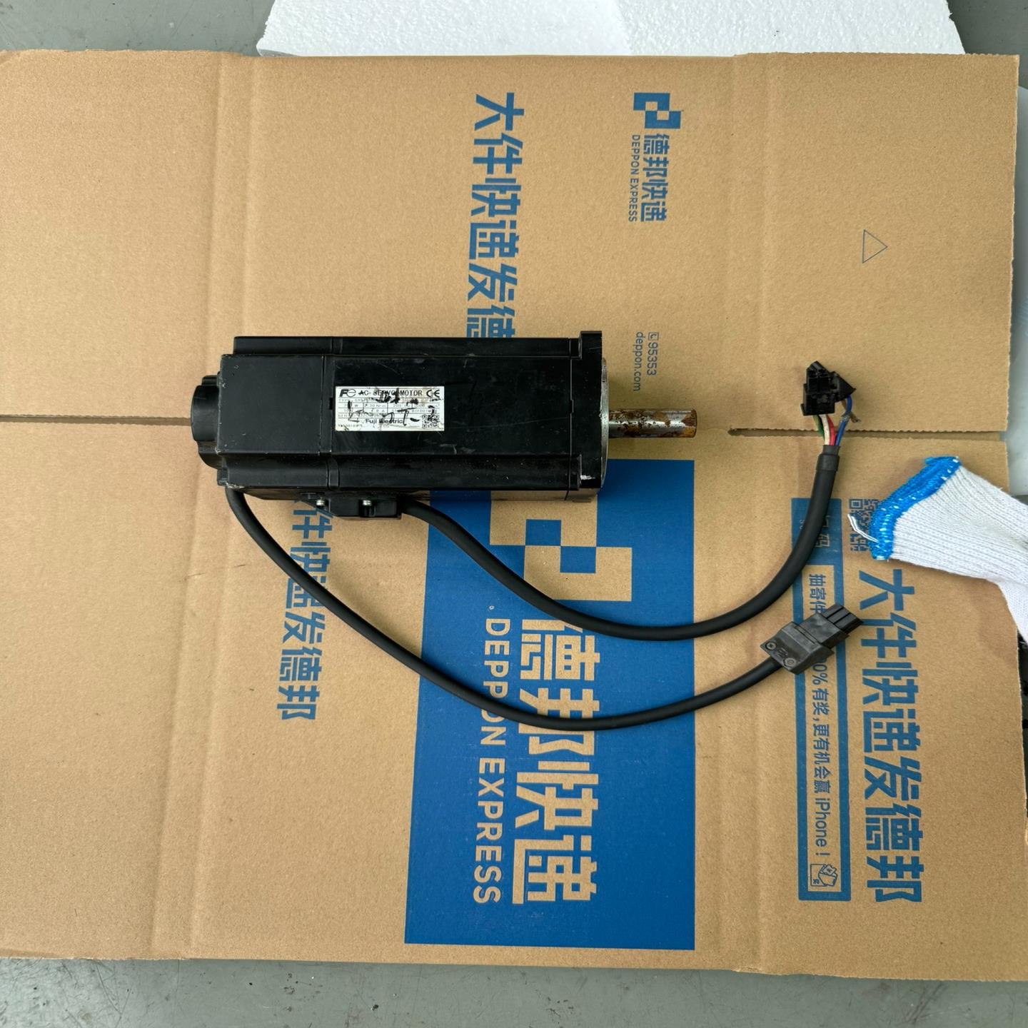 （设备配件）照片 伺服电机  富士GYS751D5实物议价