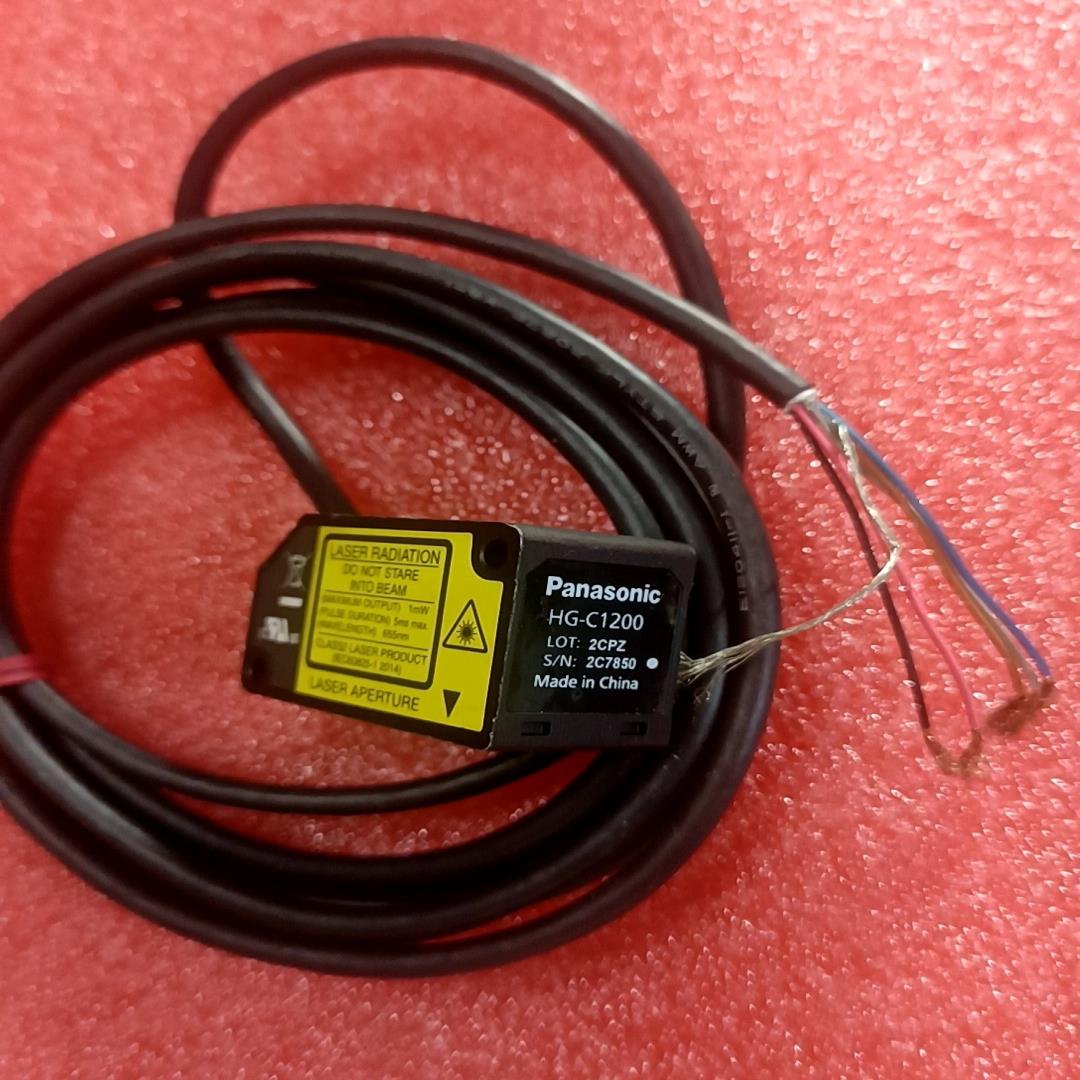 激光位移传感器HG-C1200成色如图 议价