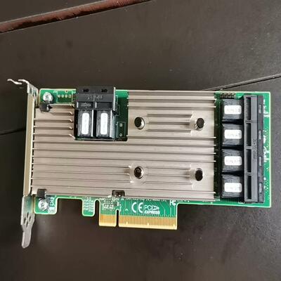 议~9305-24i  12GBSAS LSI 3224芯片