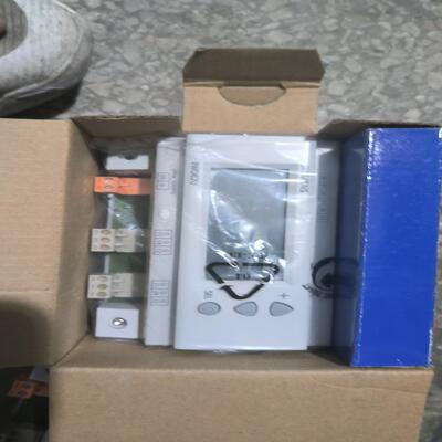 [德峰]西门子RWD82U温控仪温控器