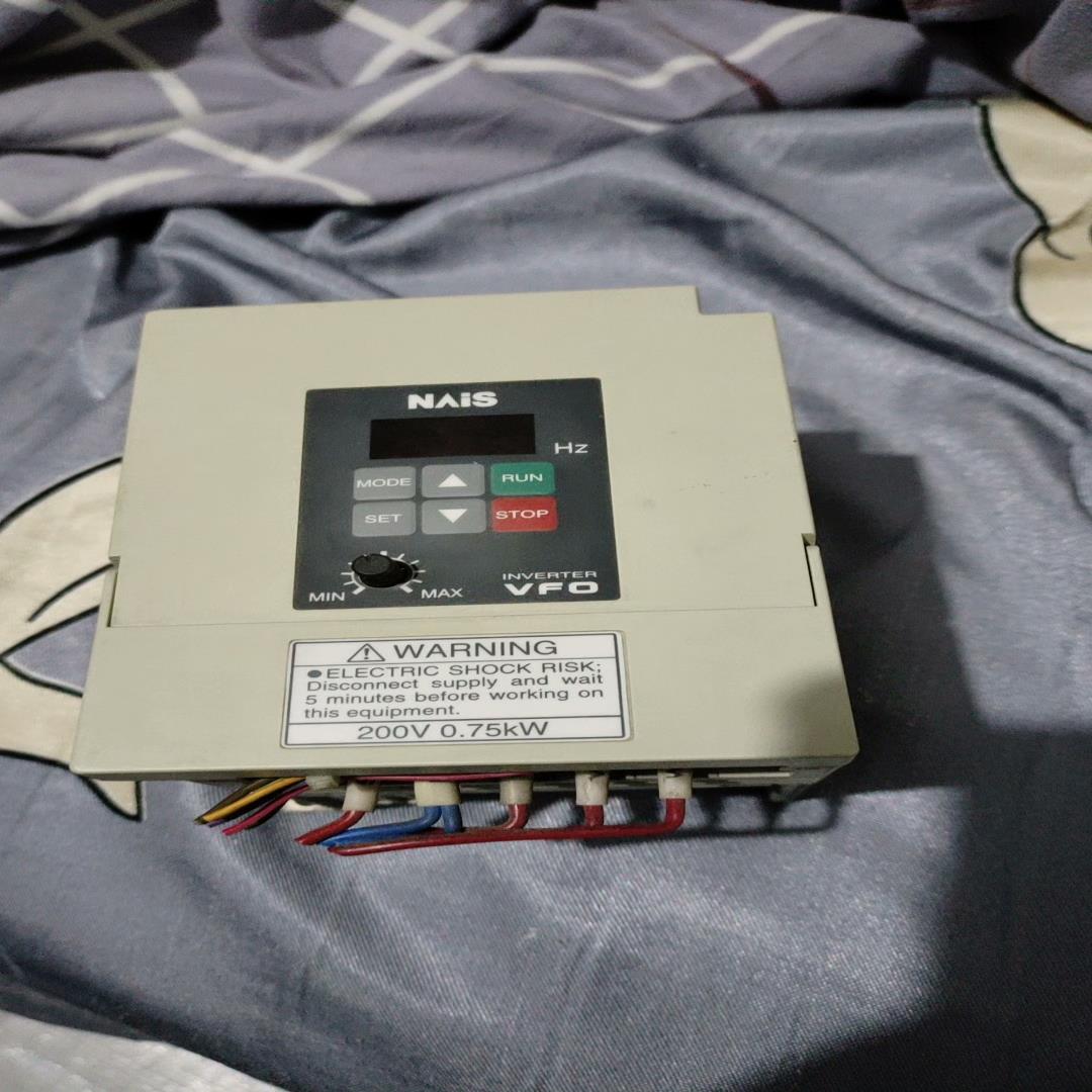 变频器 BFV00072GK0.75KW 220V 原装