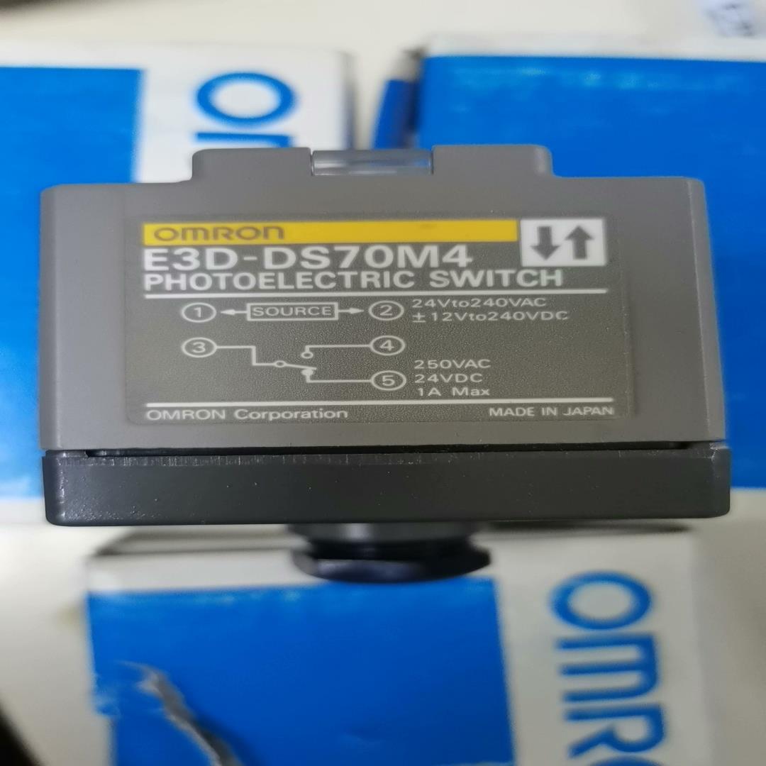原装光电开关         E3D-DS