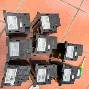 cp1h 外观如图 x40dt 功能完好 plc