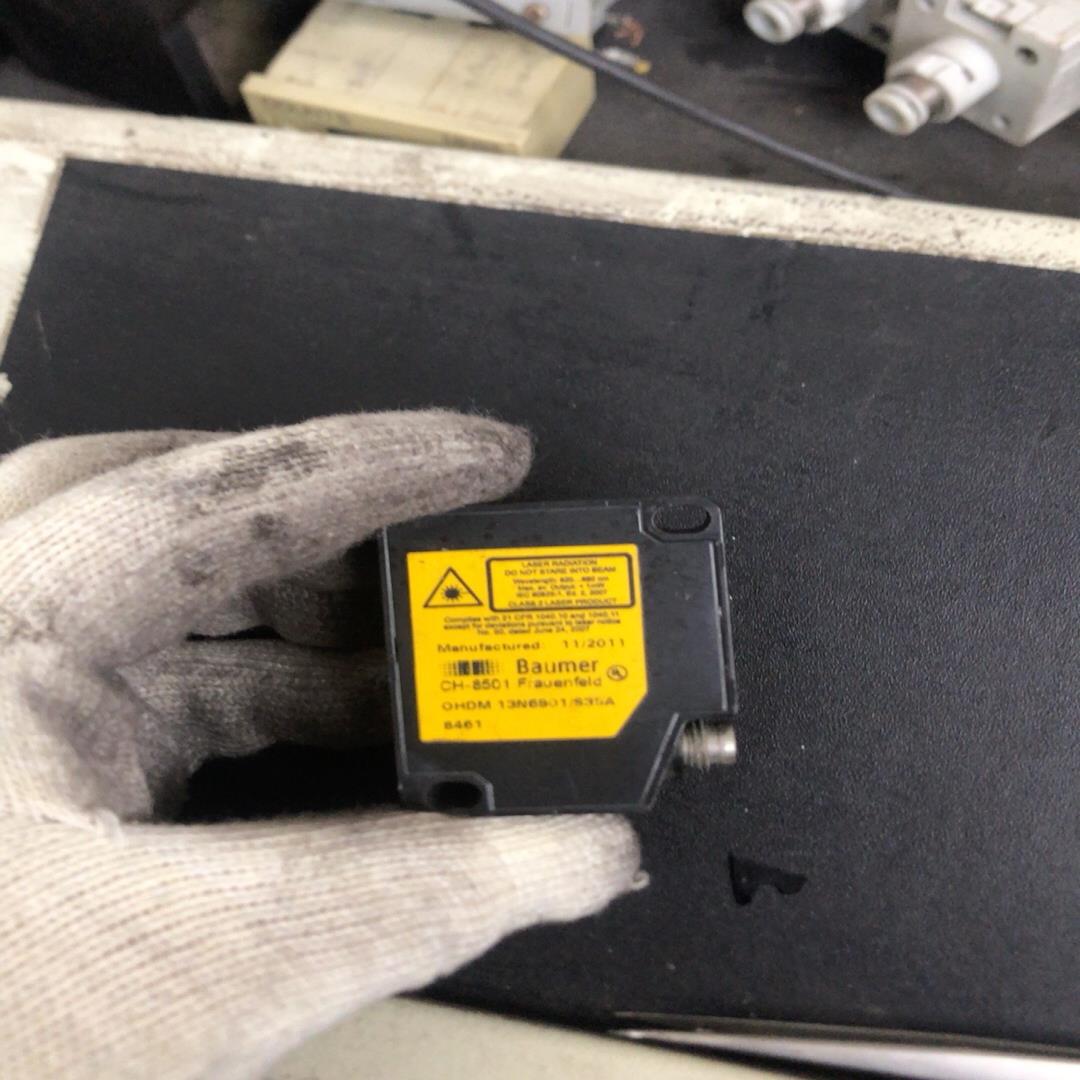 （设备配件）德国Baumer堡盟激光测距传感器CH-8501 OADM