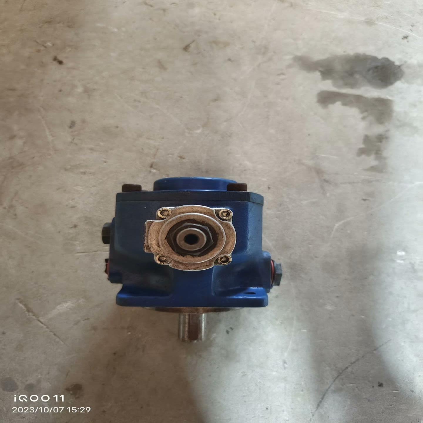 力士乐油泵PV7-2X/20-35RA01MA0-10，物品