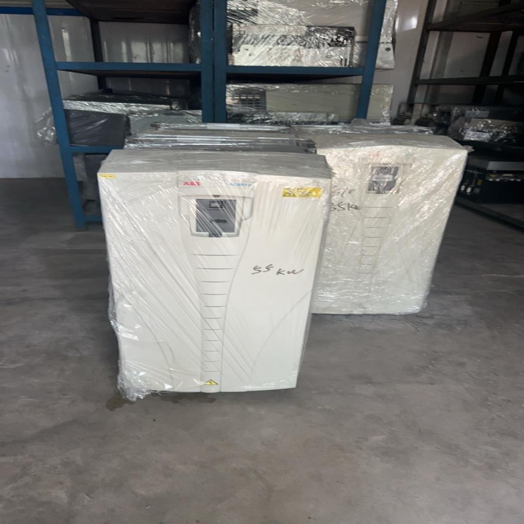 （设备配件）-ABB124-变频器KW55- 4ACS510 拆机A01