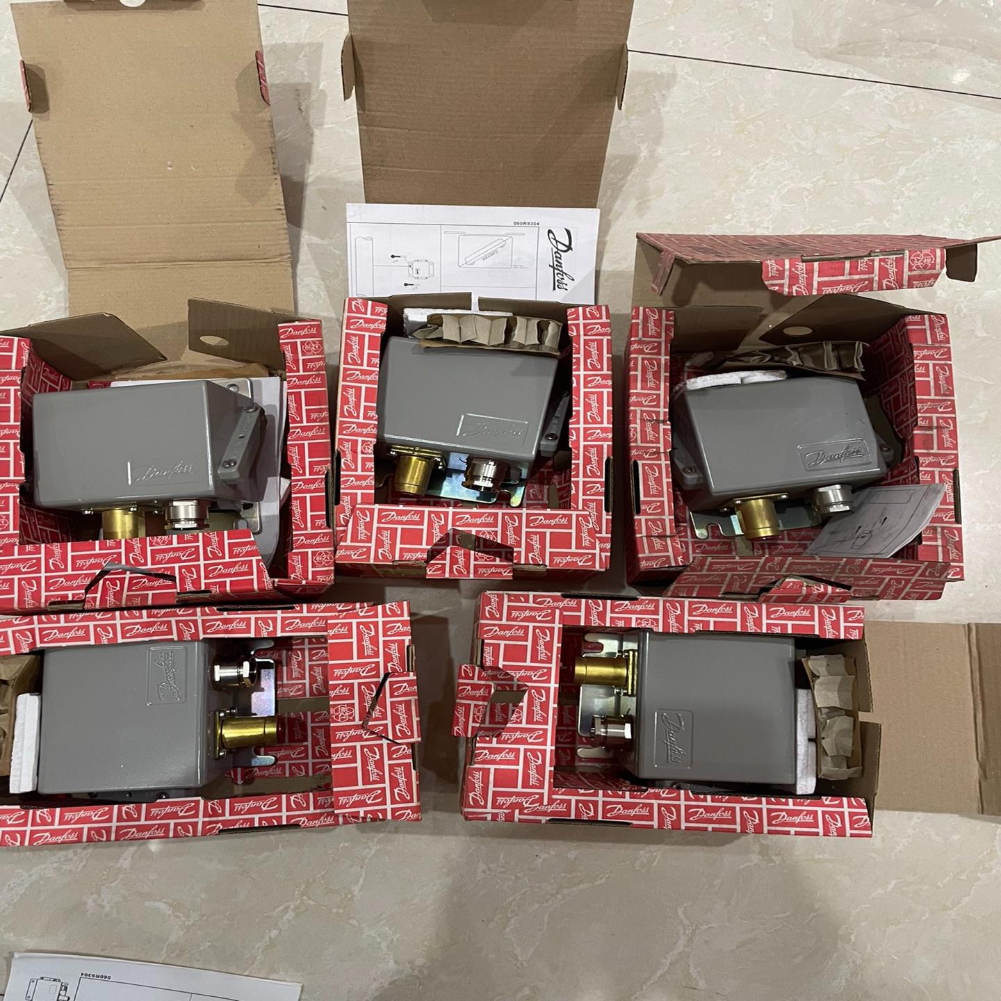 丹佛斯压力开关