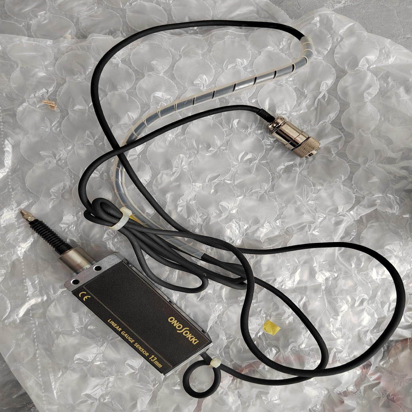 小野GS-1813A IP64位移传感器，实拍，