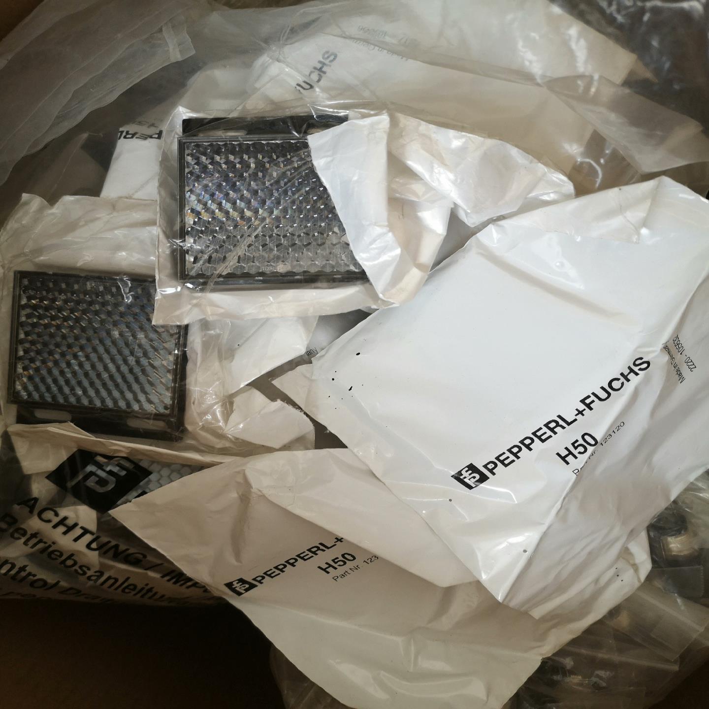 德国倍加福反光板REF-H50光电开关传感器反射镜面镜片