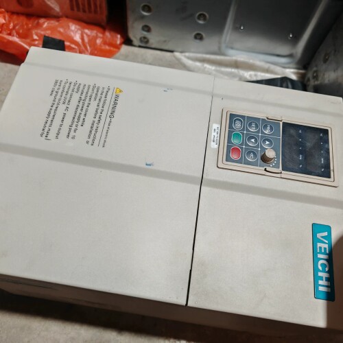 伟创变频器AC100-T3-022K，功率22KW，三相38 ~议价