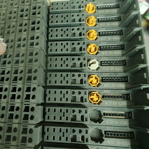 PLC, 6ES7-138-4CA01-0AA0,一个 ~议价