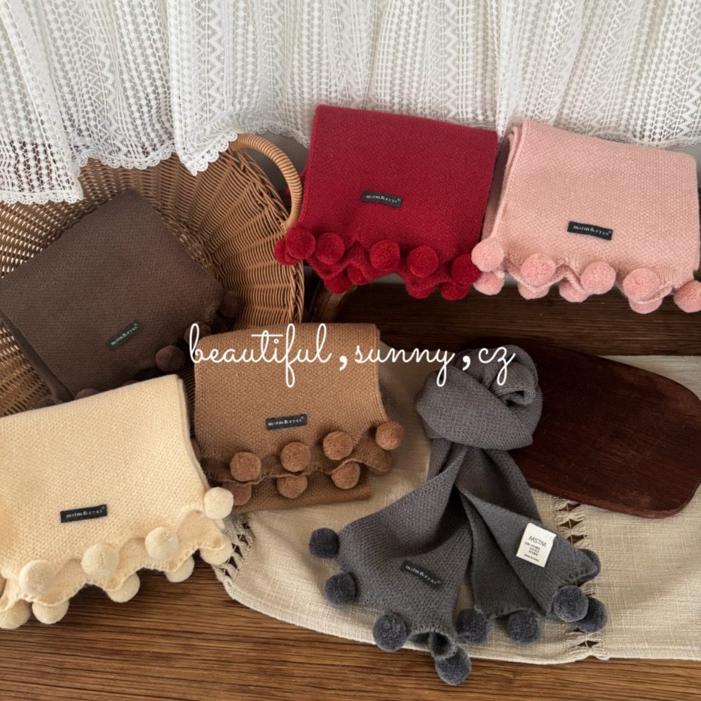 Yumi妈冬季女童新年氛围感手工球球儿童可爱围脖针织围巾25M203,童装/婴儿装/亲子装,围巾,淘宝优惠券,粉丝福利购,淘宝优惠卷